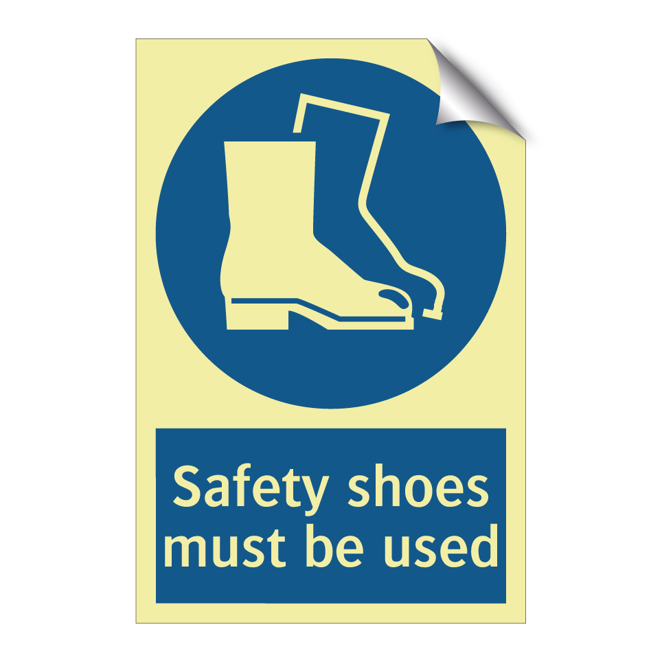 Safety shoes must be used